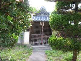 揖取神社