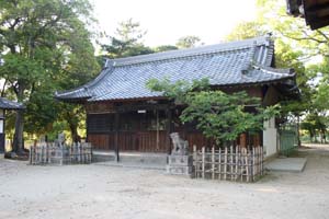 郡津神社